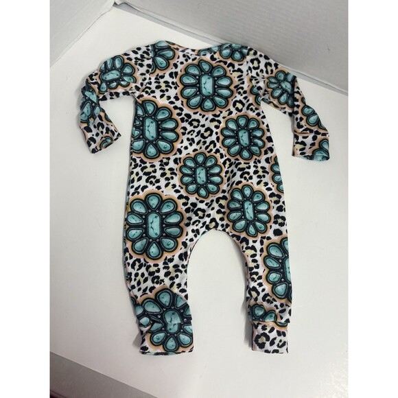 5 Piece Girls Custom Lot 3/6 Months EUC (new Socks) - Picture 4 of 12